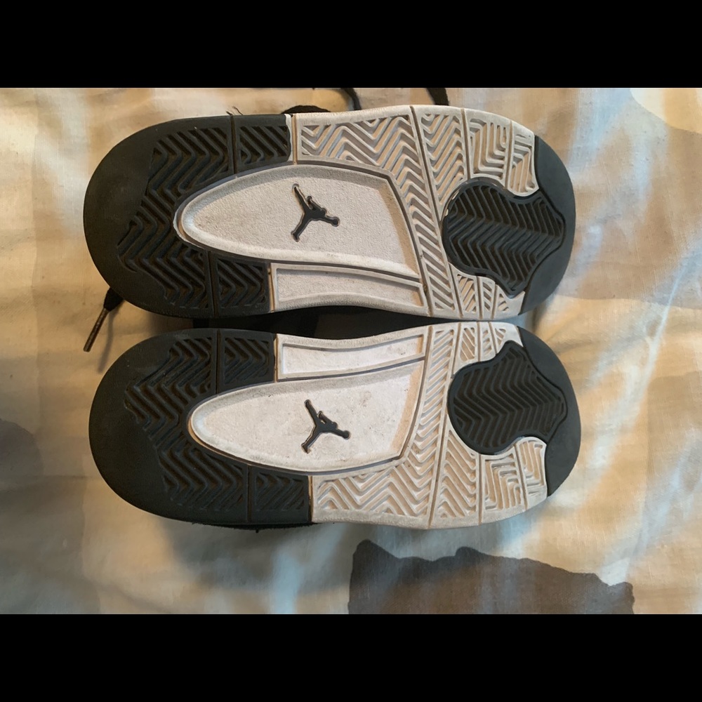 Jordan 4 Retro - Picture 6 of 6